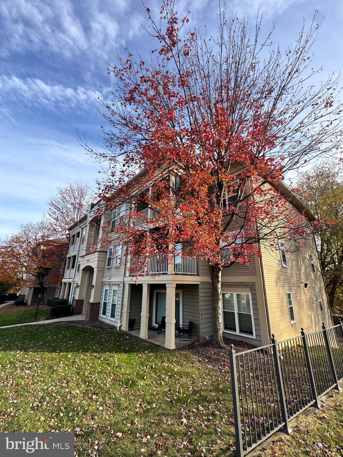 SUMMERHOUSE II CONDO - Residential Lease