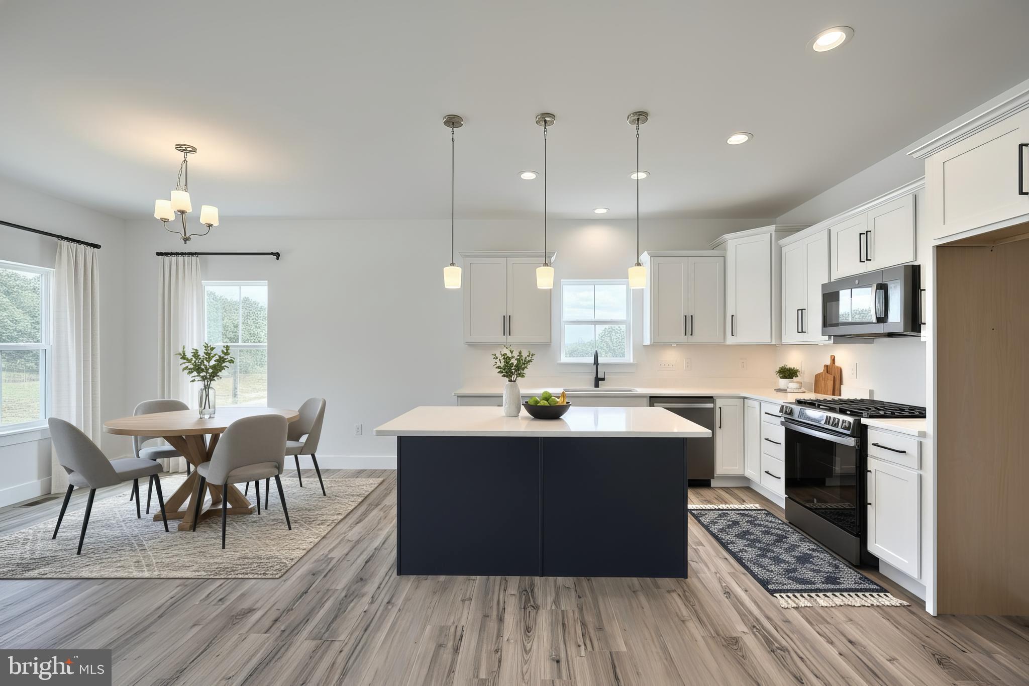 THE FIELDS AT HAMPTON HEIGHTS - Residential