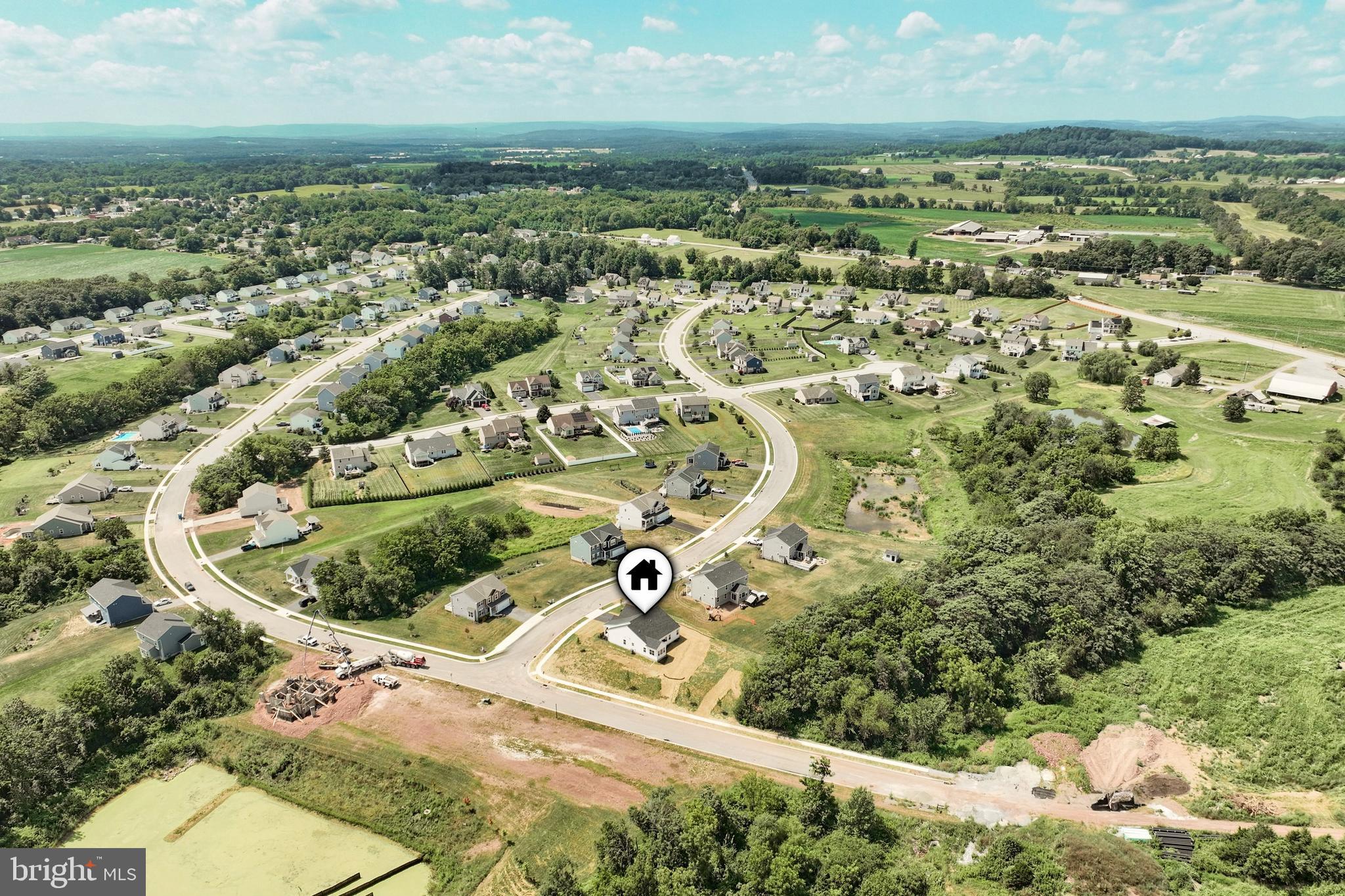 THE FIELDS AT HAMPTON HEIGHTS - Residential