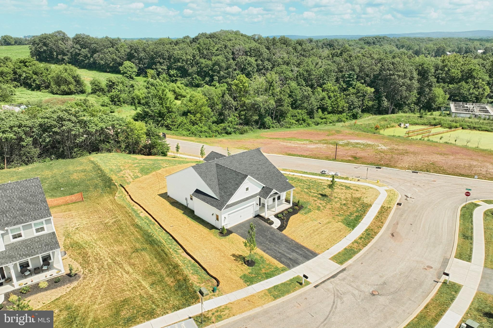 THE FIELDS AT HAMPTON HEIGHTS - Residential
