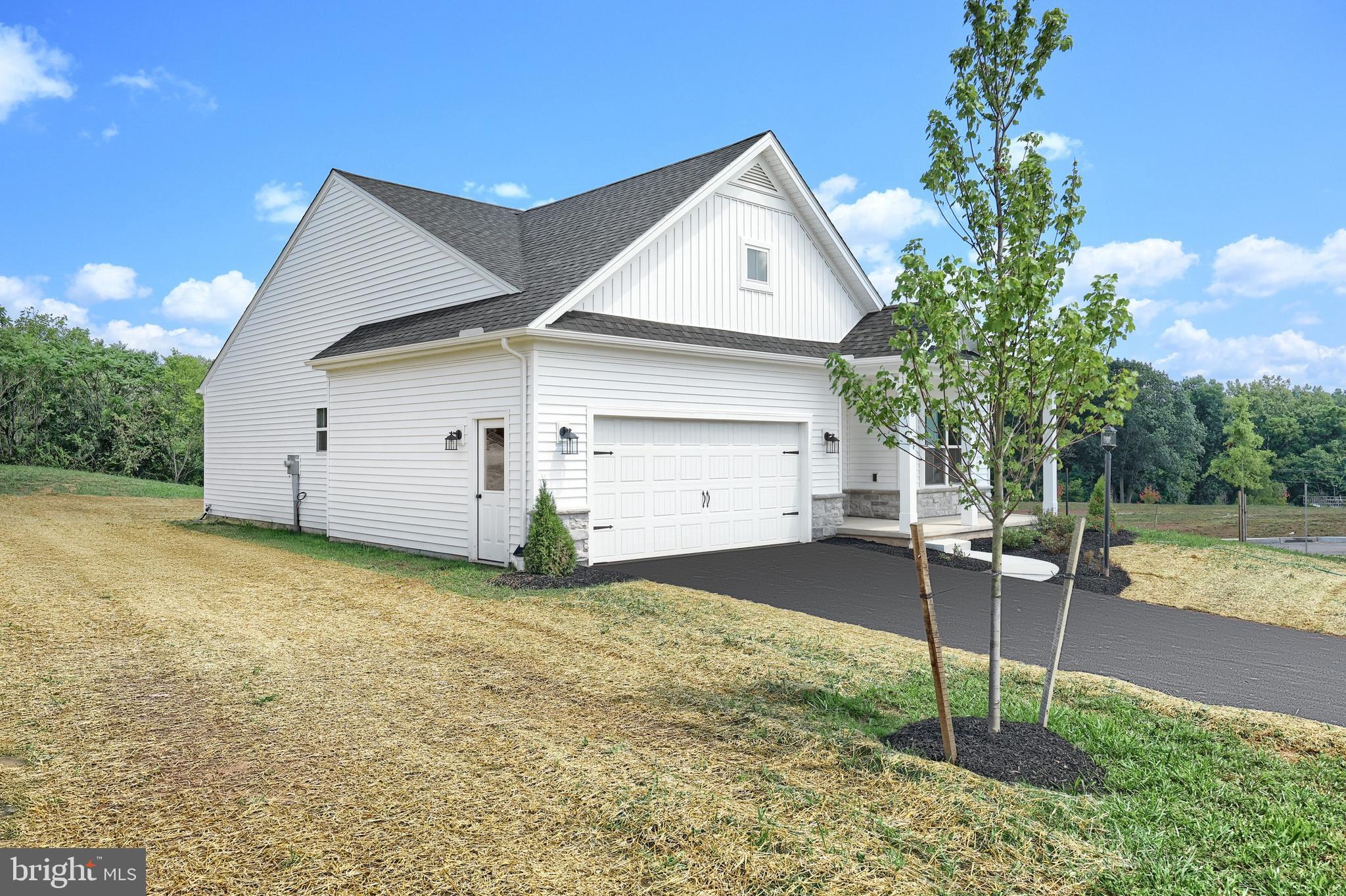 198 AMBER VIEW