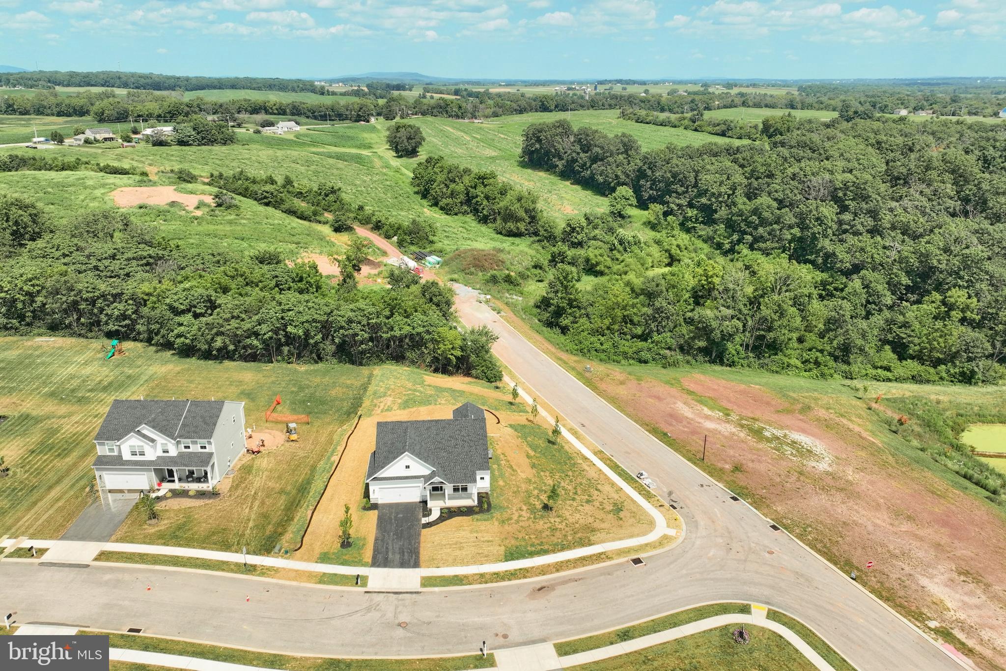 THE FIELDS AT HAMPTON HEIGHTS - Residential