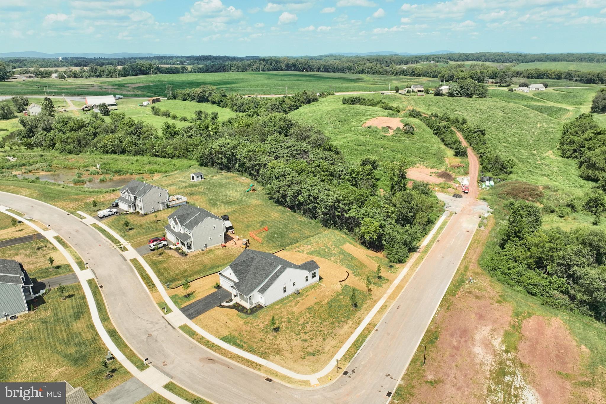 THE FIELDS AT HAMPTON HEIGHTS - Residential