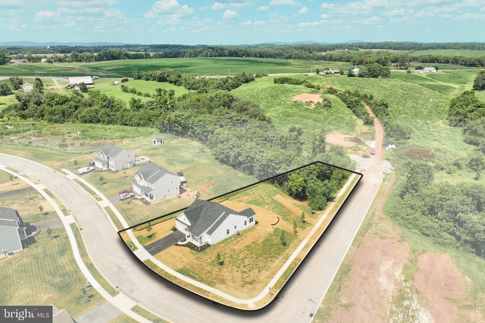 THE FIELDS AT HAMPTON HEIGHTS - Residential