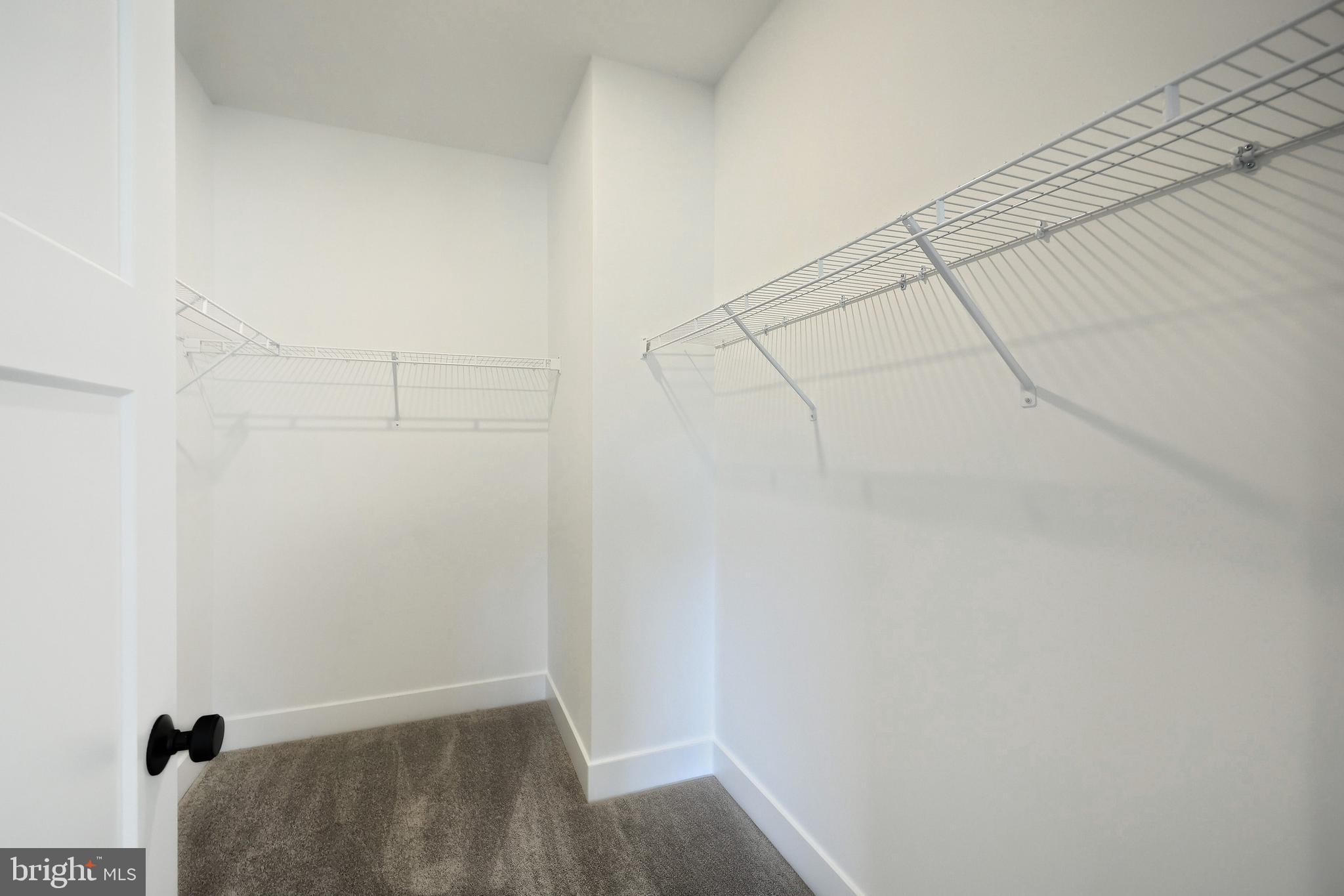 THE FIELDS AT HAMPTON HEIGHTS - Residential