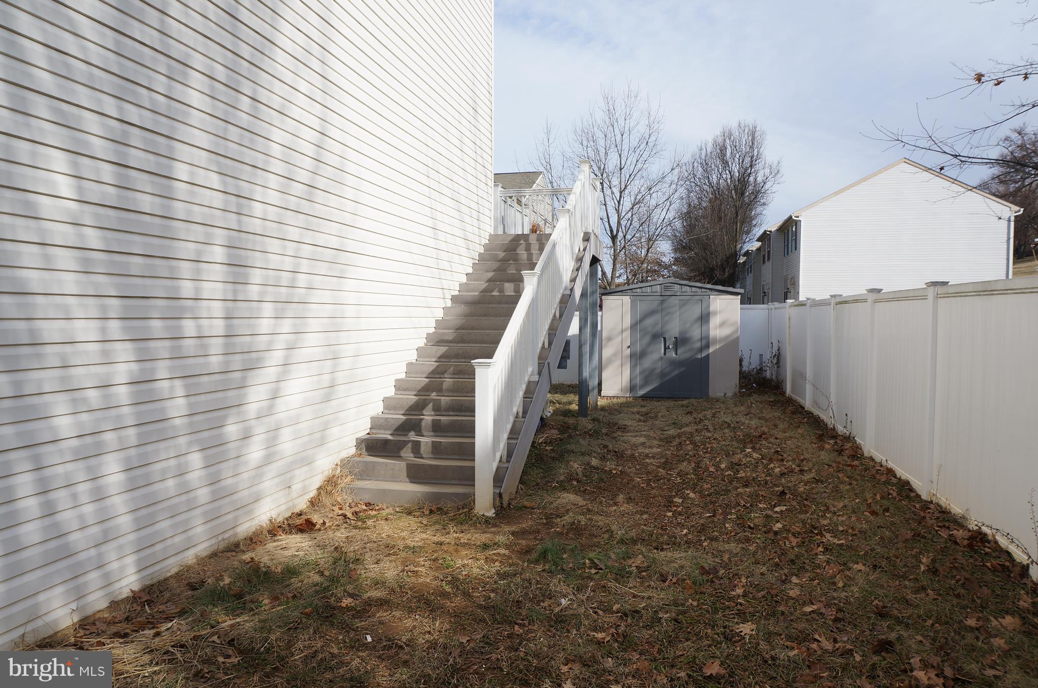 WHISPERING RIDGE - Residential