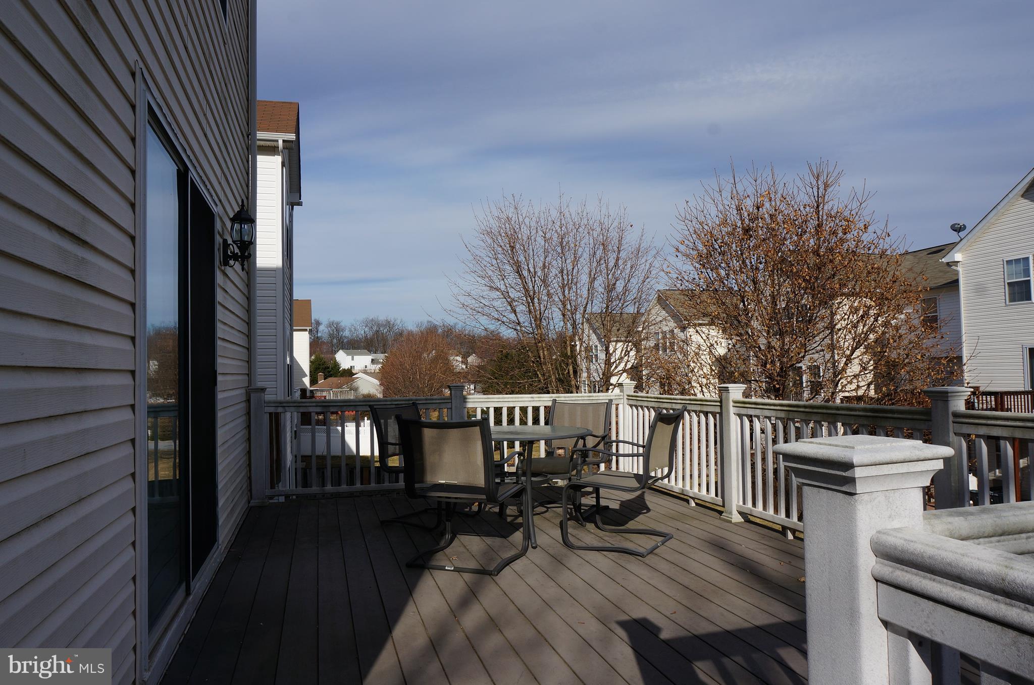 WHISPERING RIDGE - Residential