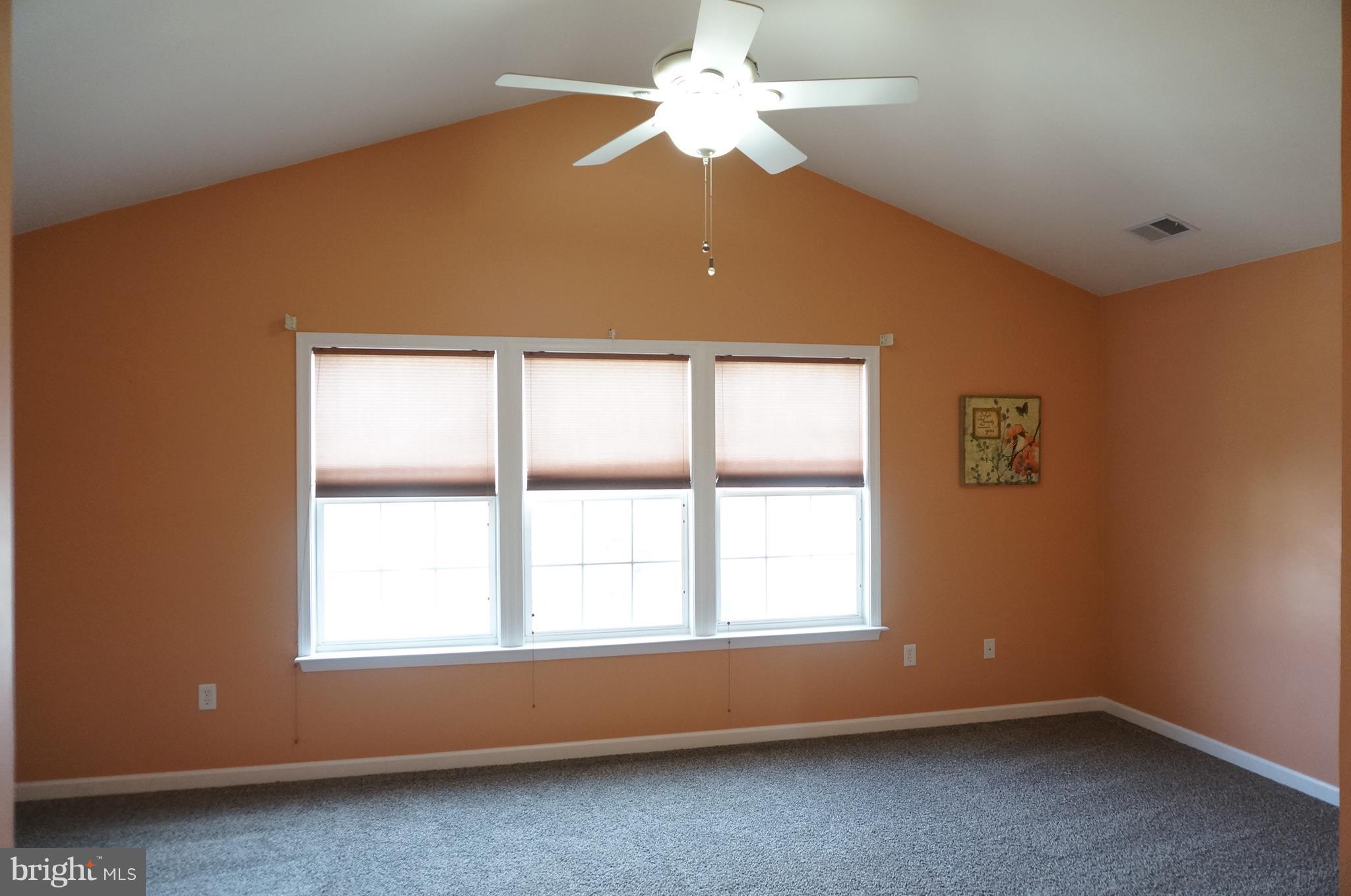 WHISPERING RIDGE - Residential