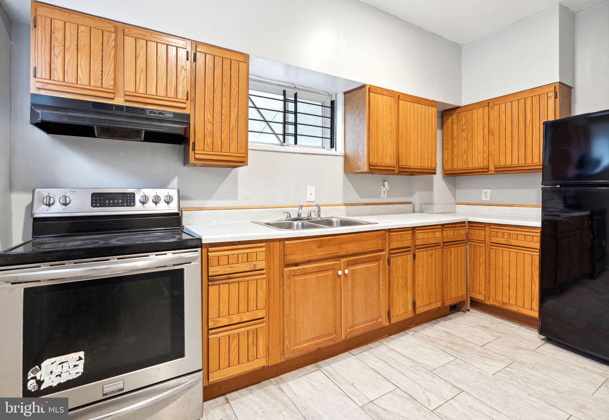 MONDAWMIN - Residential