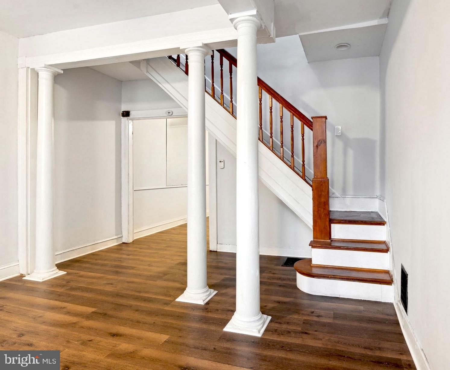 MONDAWMIN - Residential