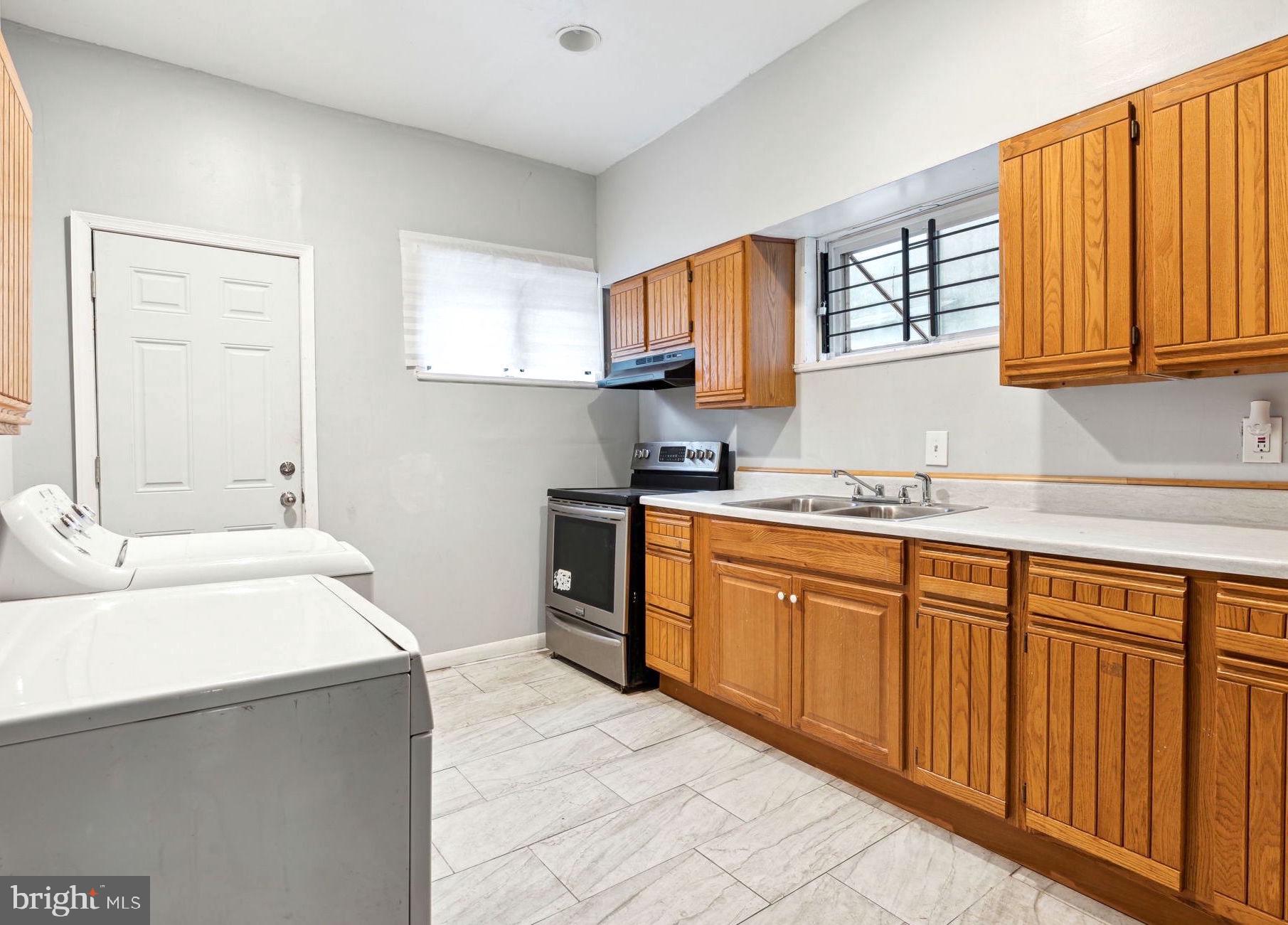 MONDAWMIN - Residential