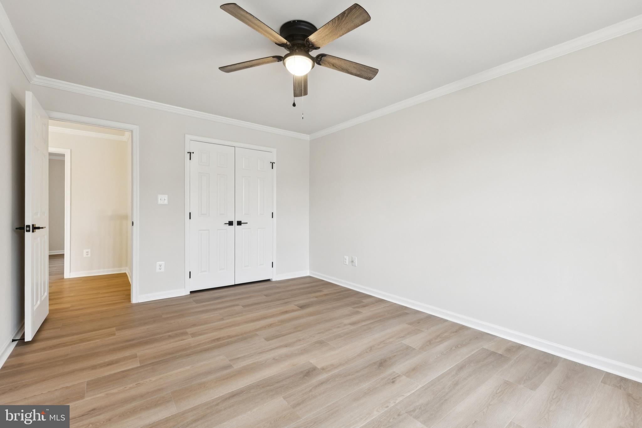 MANORS OF LEESBURG - Residential