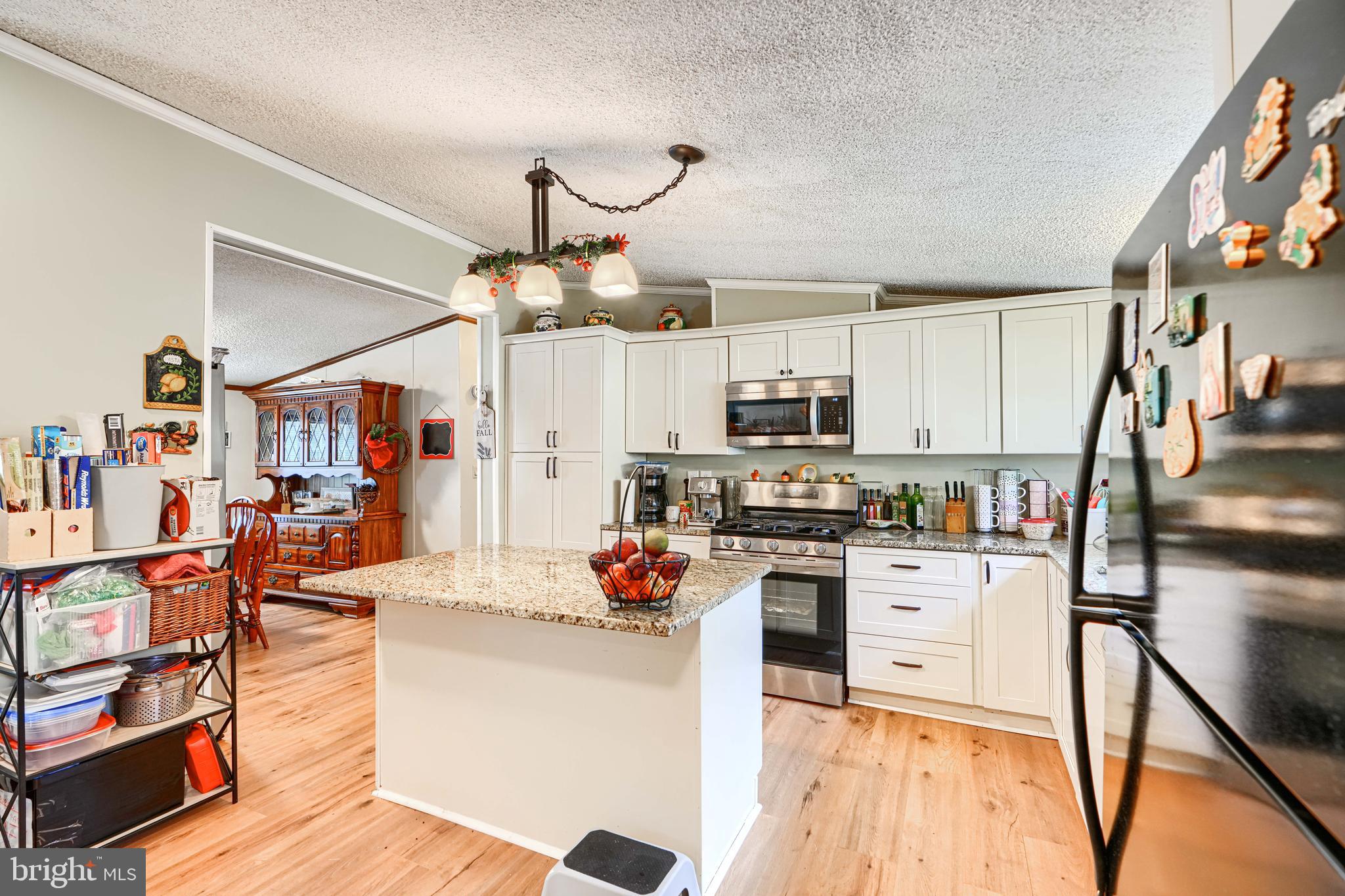 SWAN HARBOR DELL - Residential