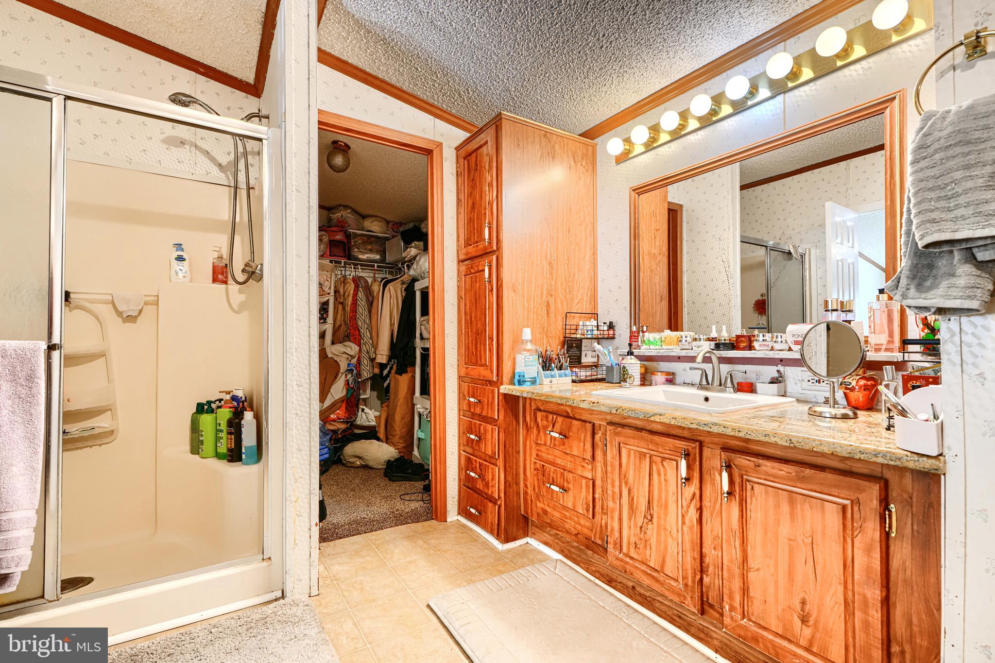 SWAN HARBOR DELL - Residential