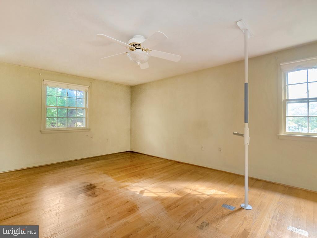 AYRHILL ESTATES - Residential