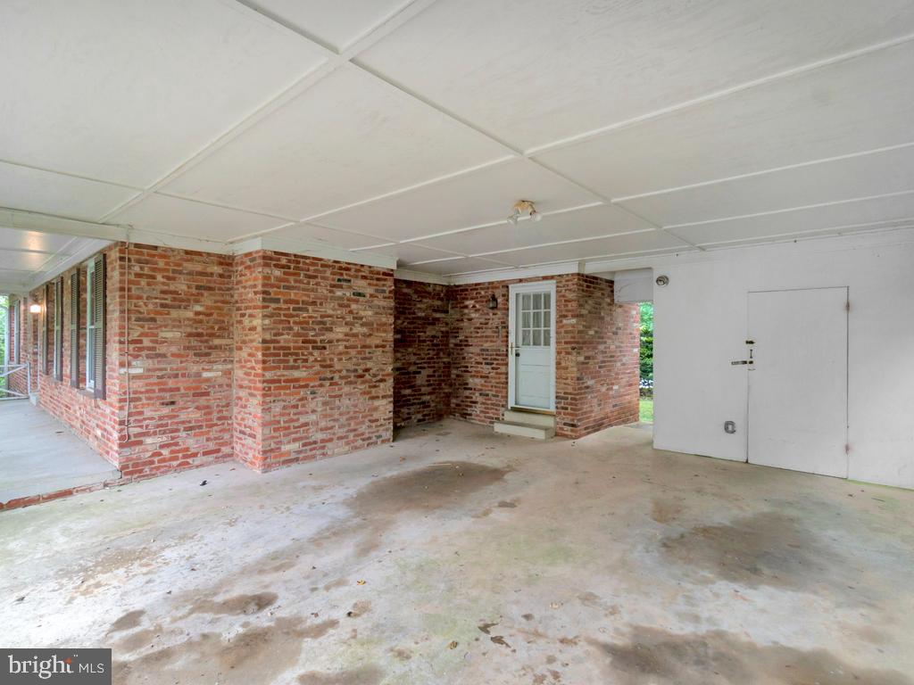 AYRHILL ESTATES - Residential