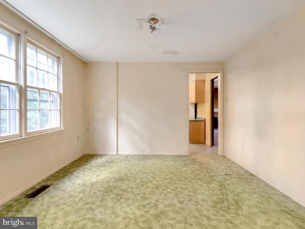 AYRHILL ESTATES - Residential