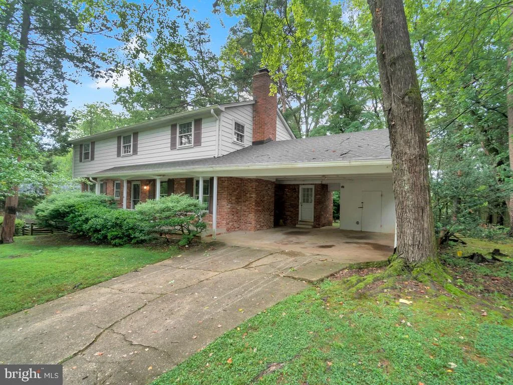 611 John Marshall Drive NE, Vienna, VA 22180