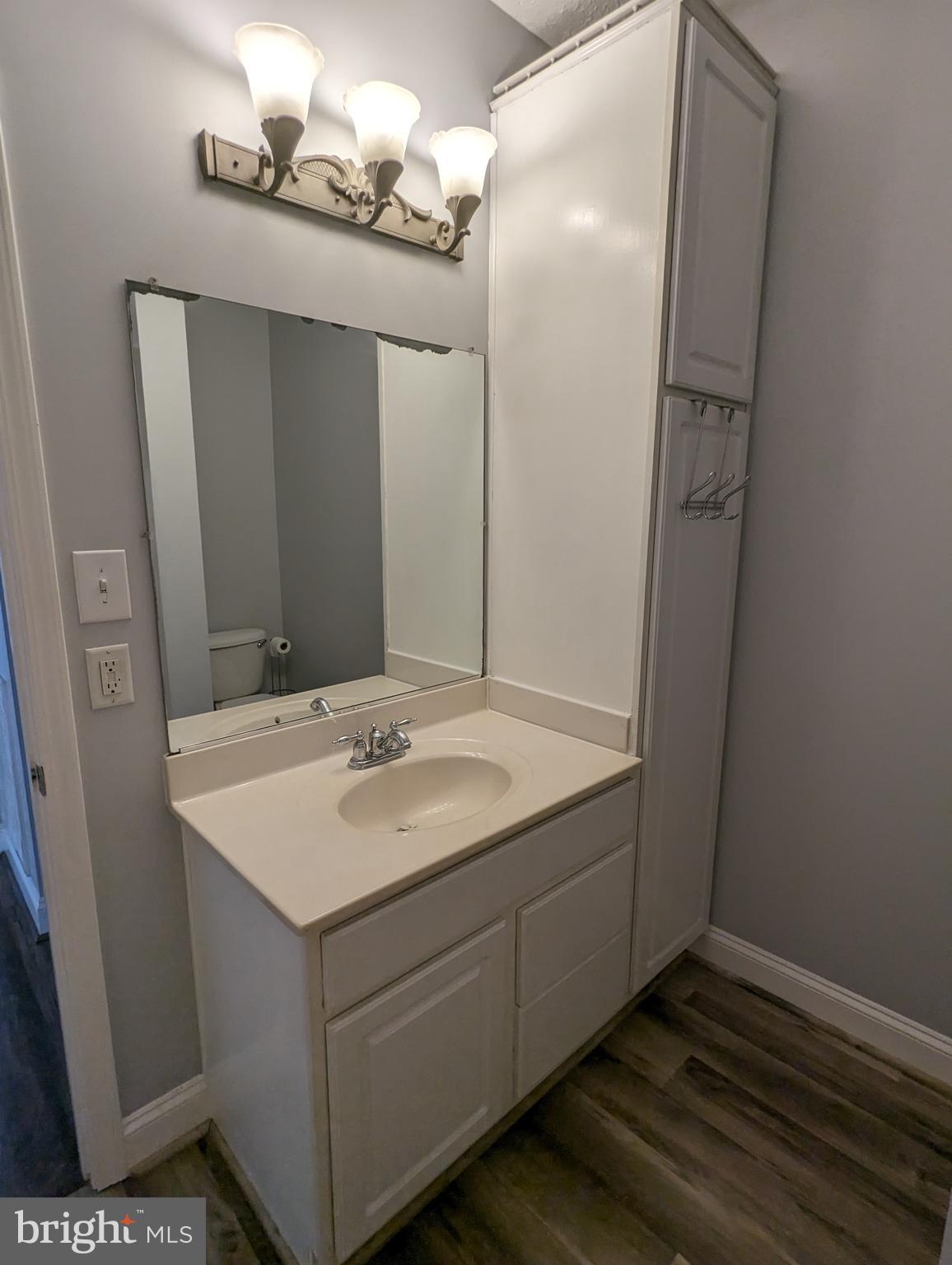 WYNDEMERE - Residential Lease