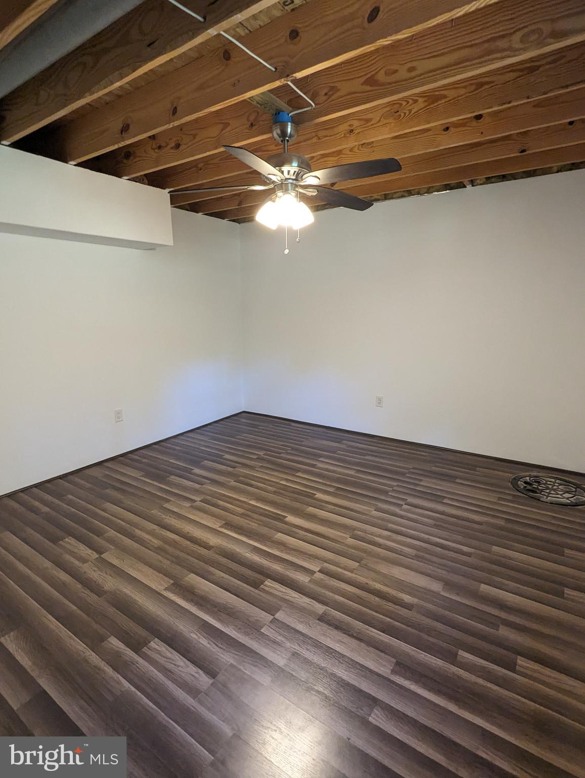 WYNDEMERE - Residential Lease