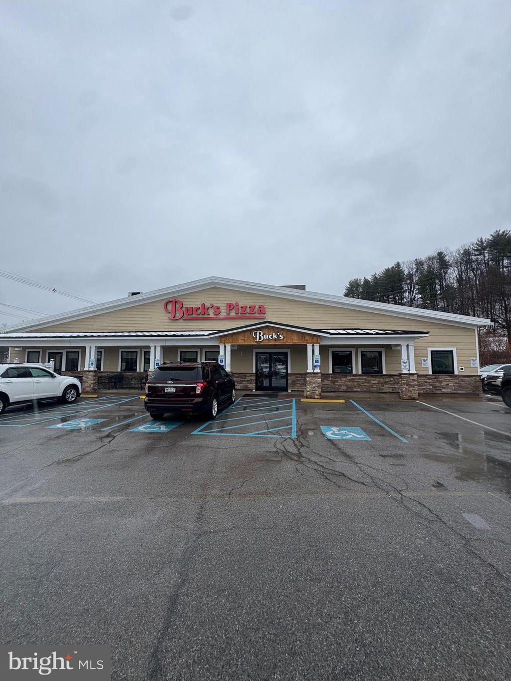 Photo of 3055 Park Pl, CLEARFIELD, PA 16830 (MLS # PACD2045044)