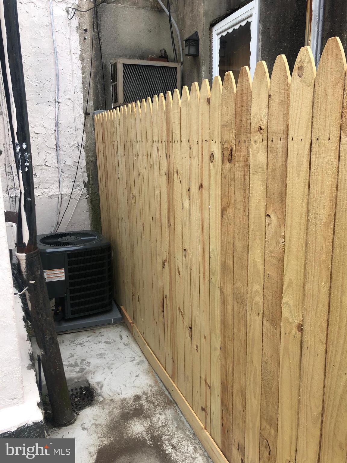 OVERBROOK - Residential Lease