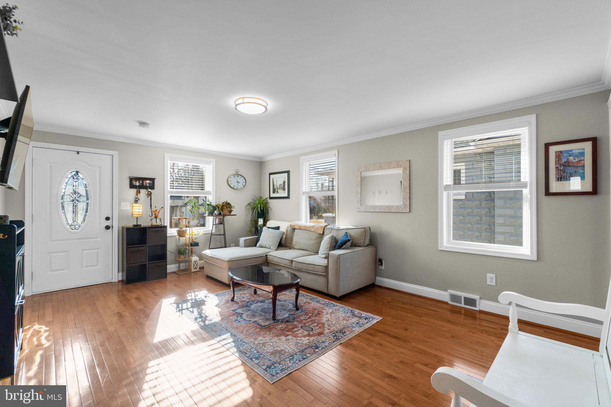 CHENOAK MANOR - Residential