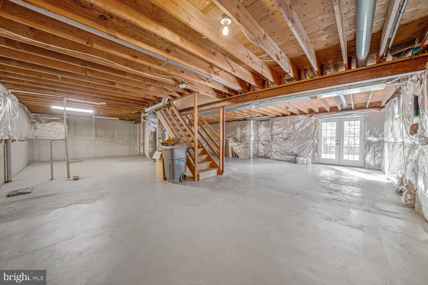 POTOMAC CROSSING - Residential