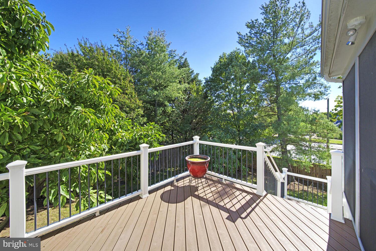 POTOMAC CROSSING - Residential