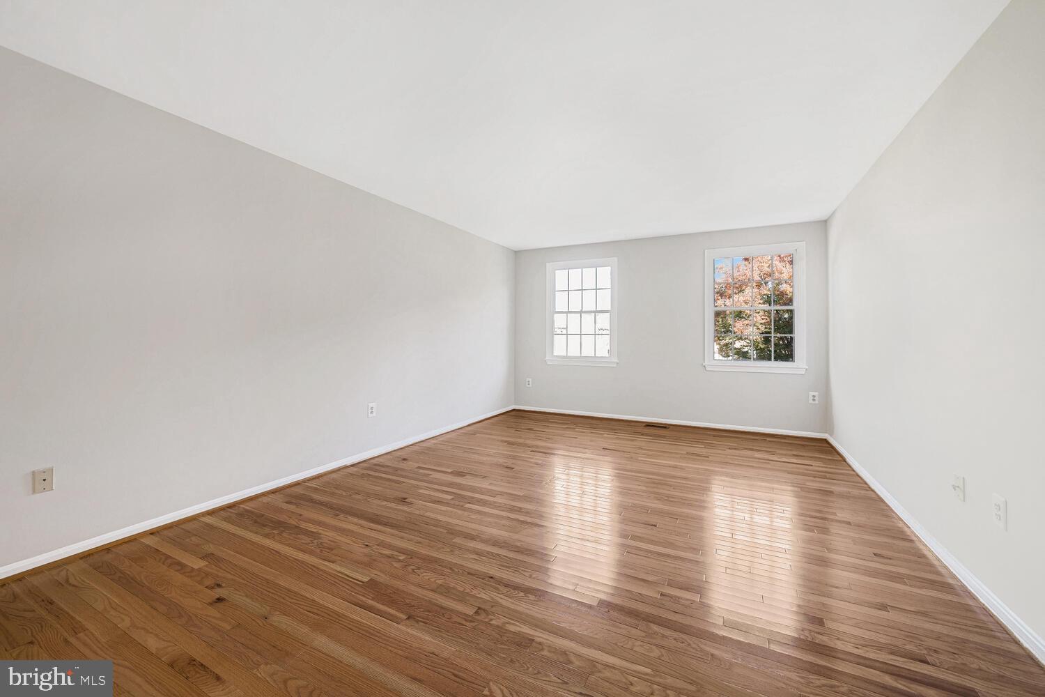 POTOMAC CROSSING - Residential