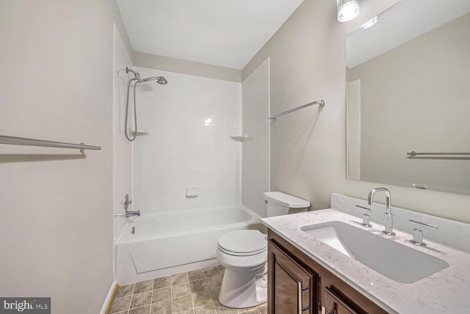 POTOMAC CROSSING - Residential