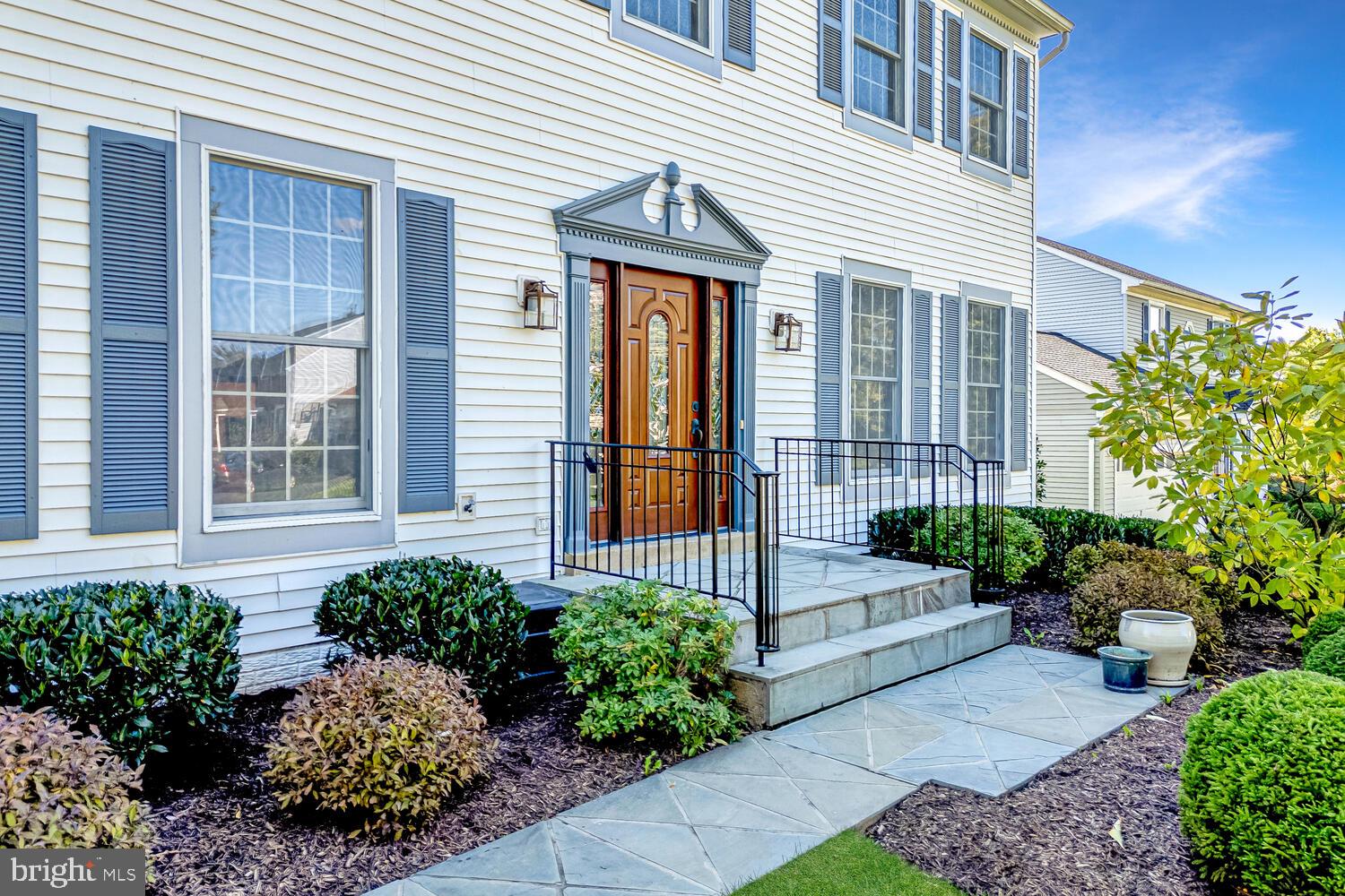 POTOMAC CROSSING - Residential