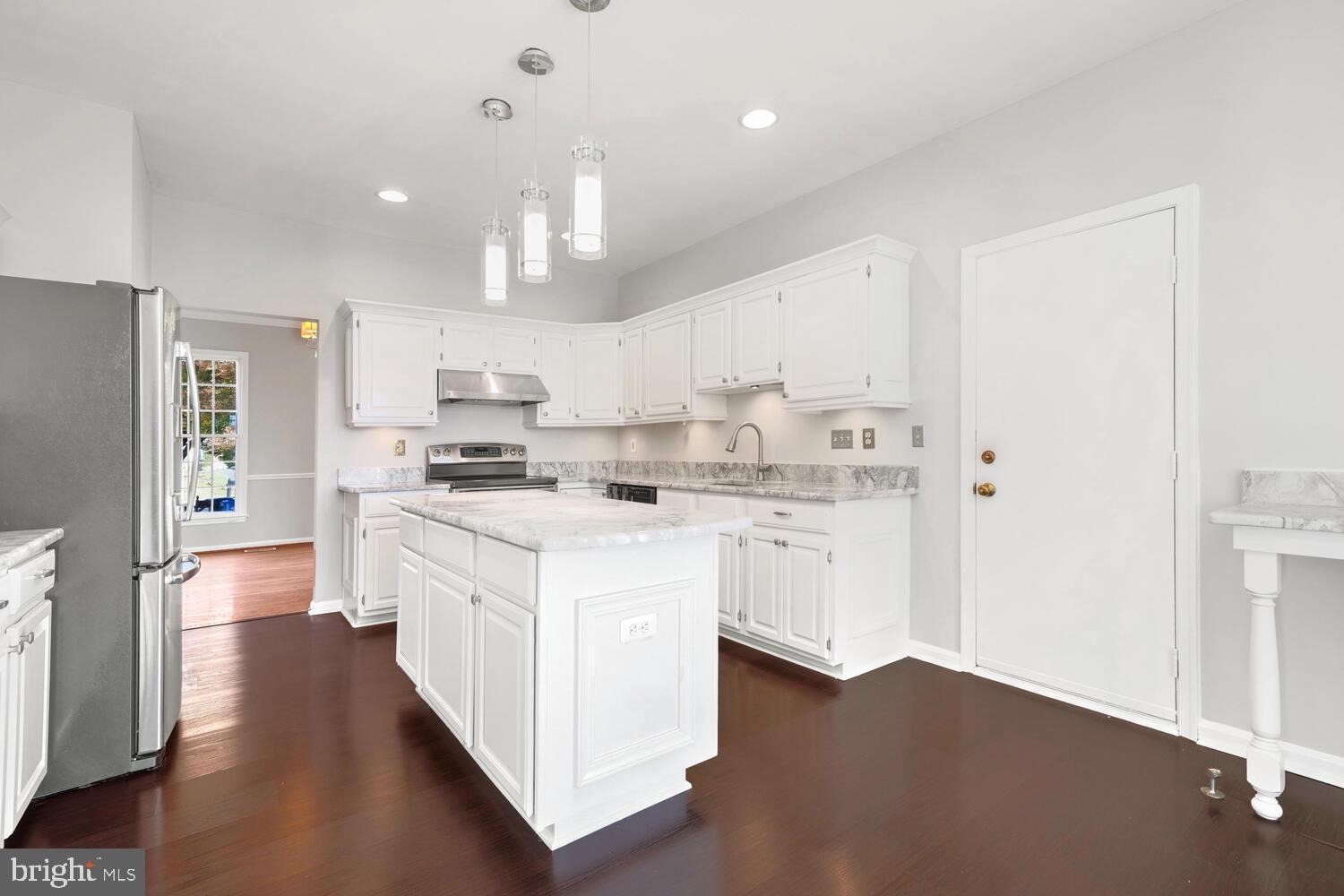 POTOMAC CROSSING - Residential