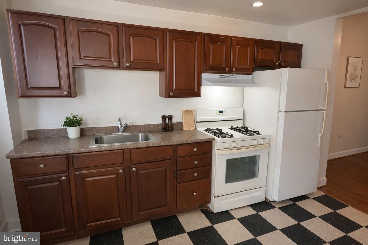 MILL HILL - Residential