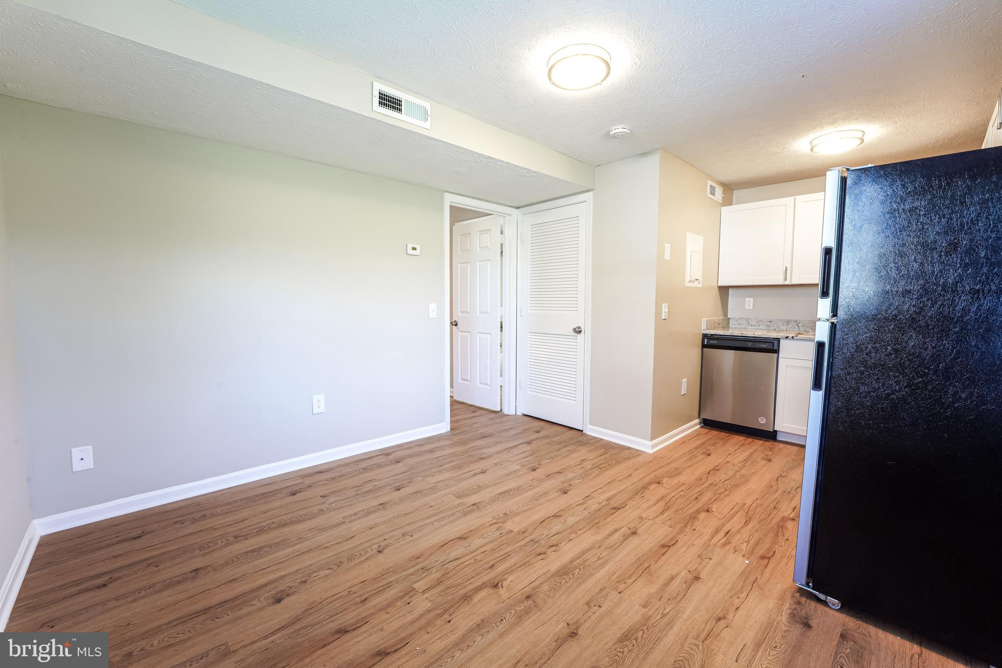 SHAWNEE HEIGHTS - Residential Lease