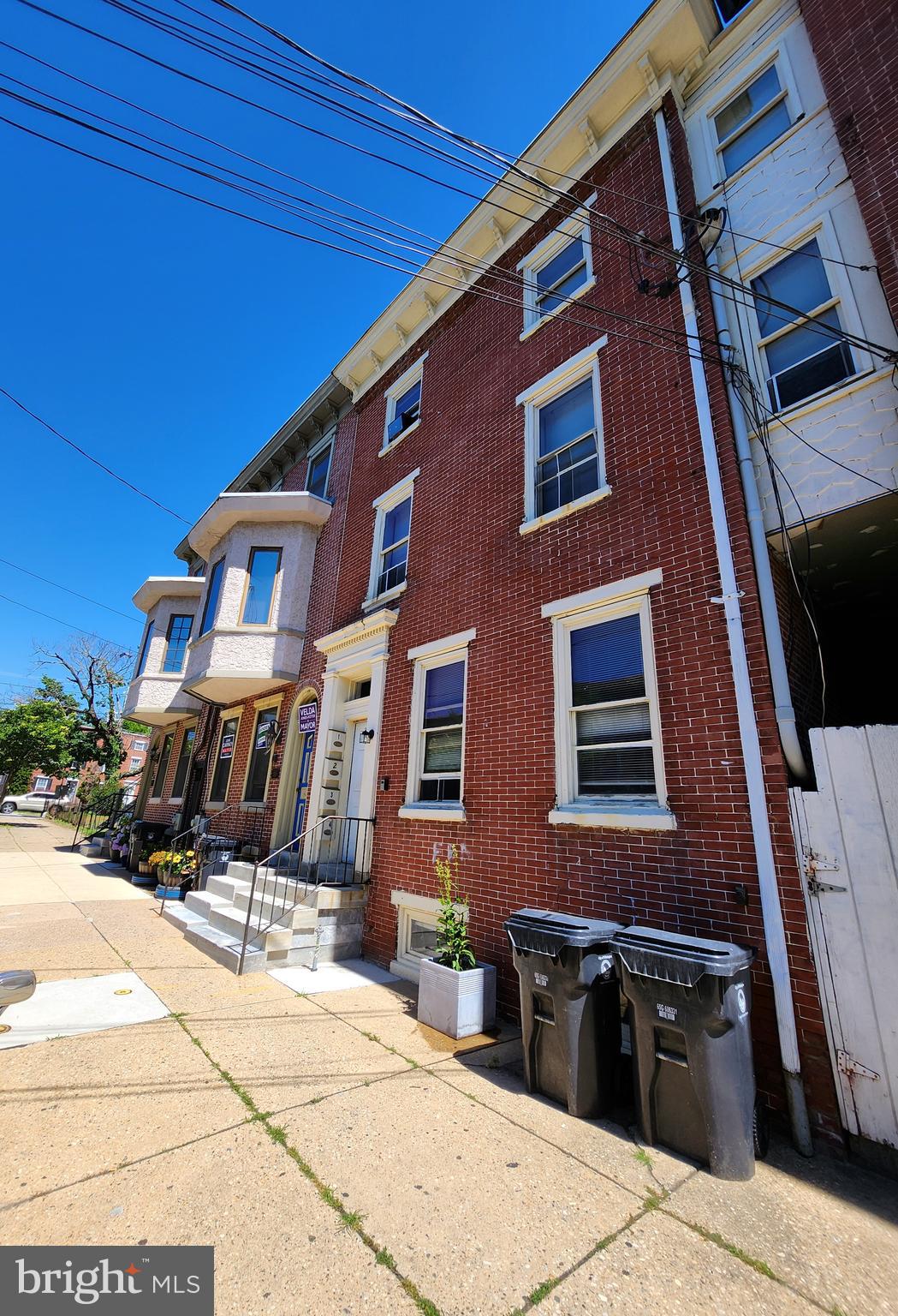403 W 6TH STREET 1