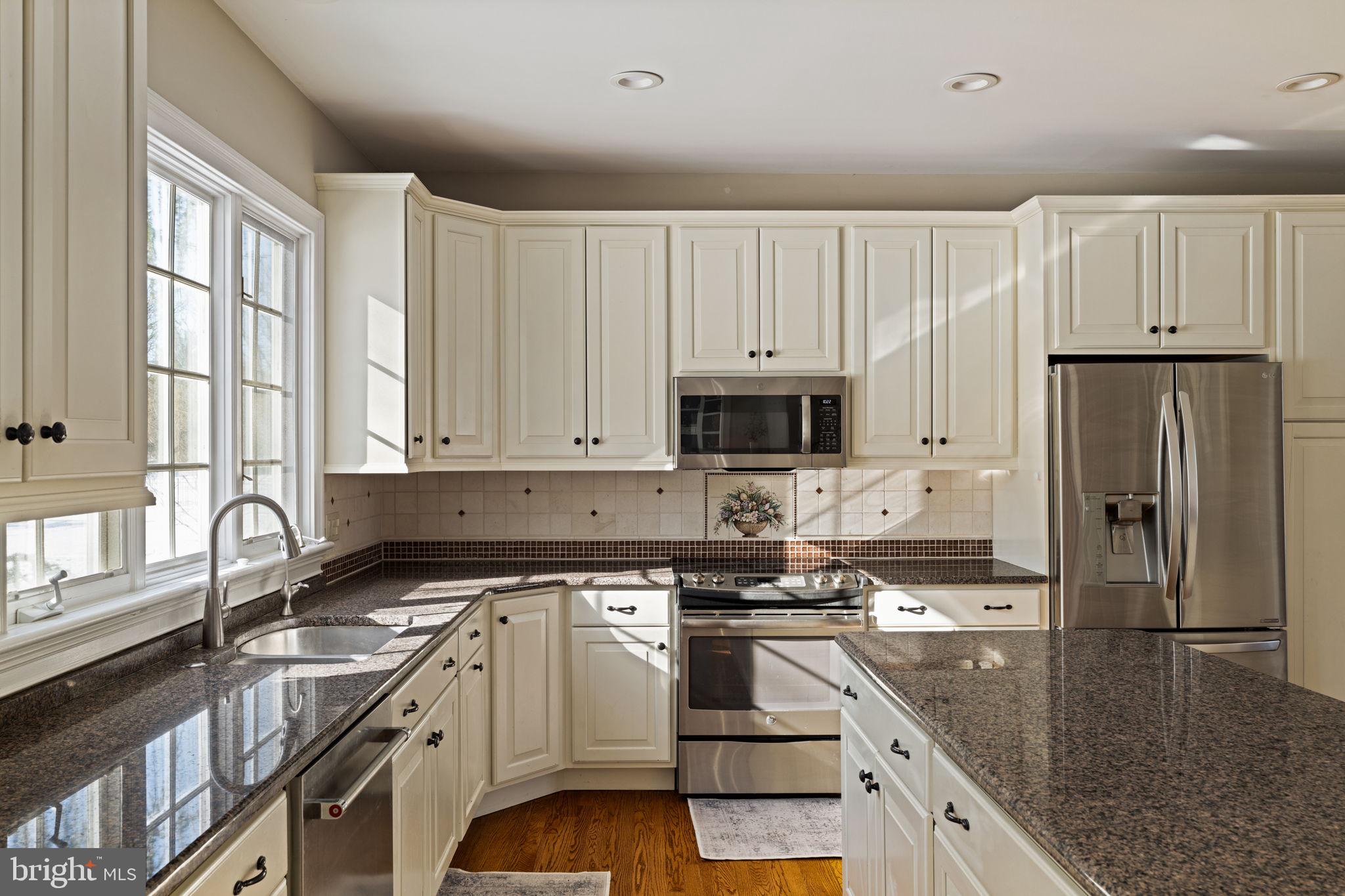 VALLEY VIEW ESTS - Residential