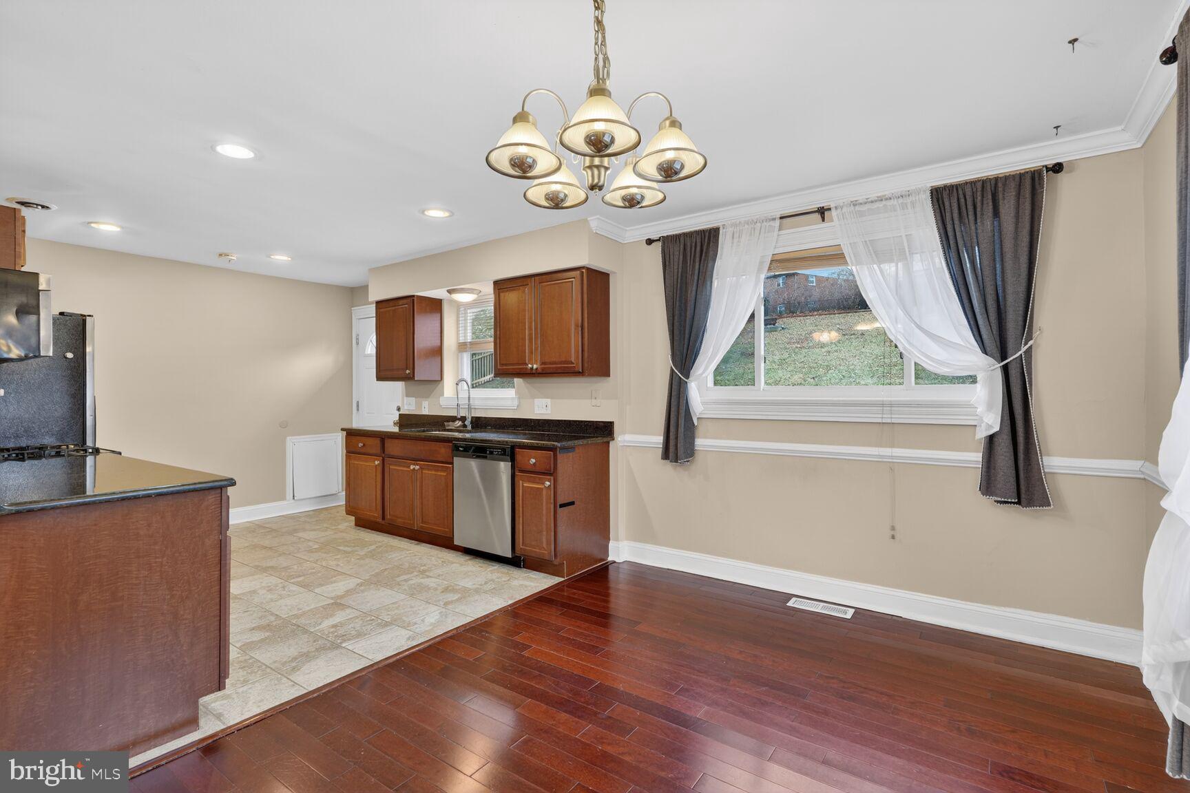 SPRINGFIELD - Residential