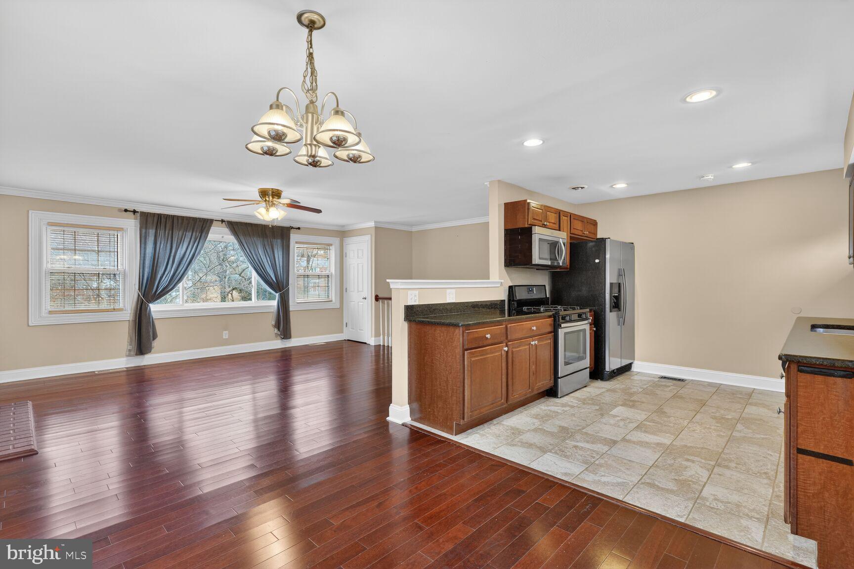 SPRINGFIELD - Residential