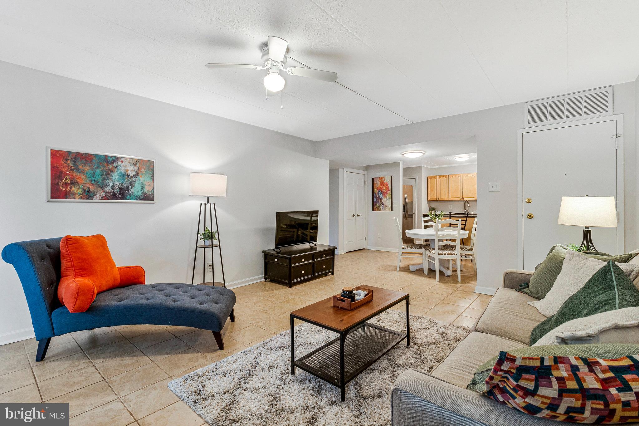 HUNTINGTON CLUB - Residential