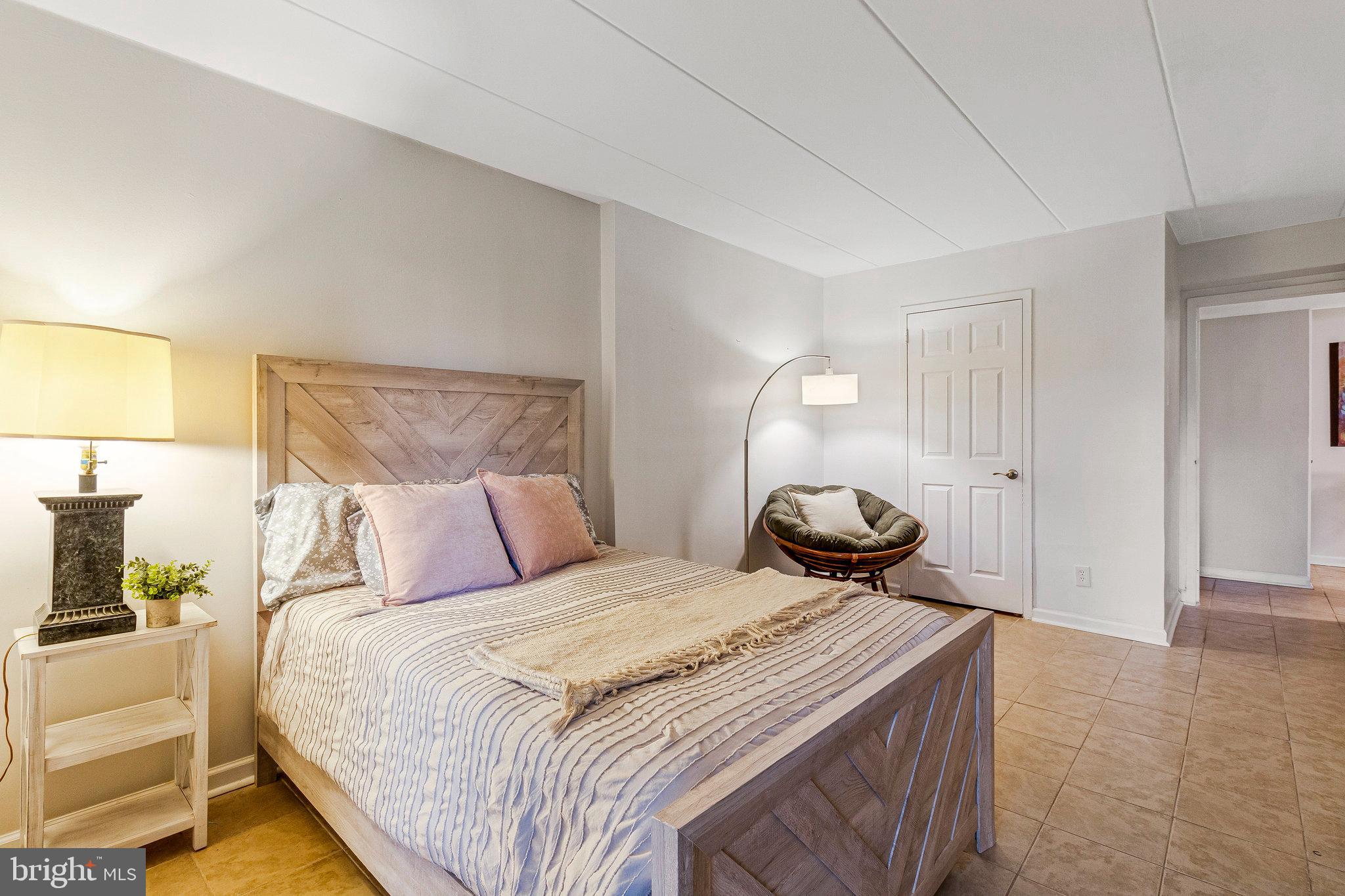 HUNTINGTON CLUB - Residential