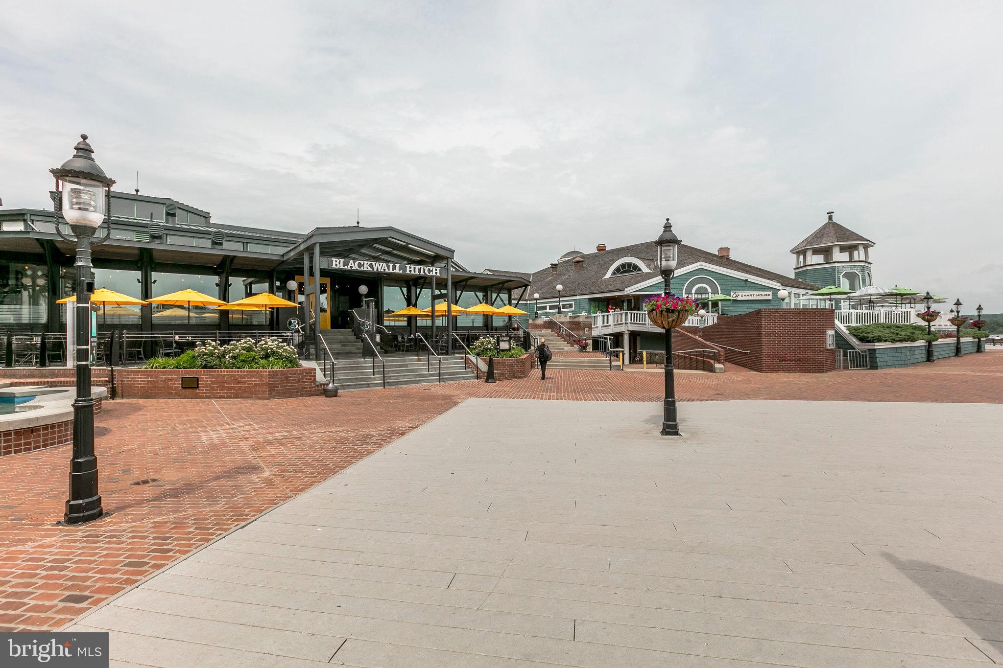 HUNTINGTON CLUB - Residential