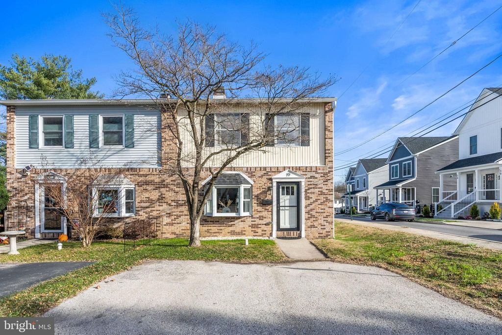 Photo of 19 Evergreen Lane, PHOENIXVILLE, PA 19460 (MLS # PACT2114158)