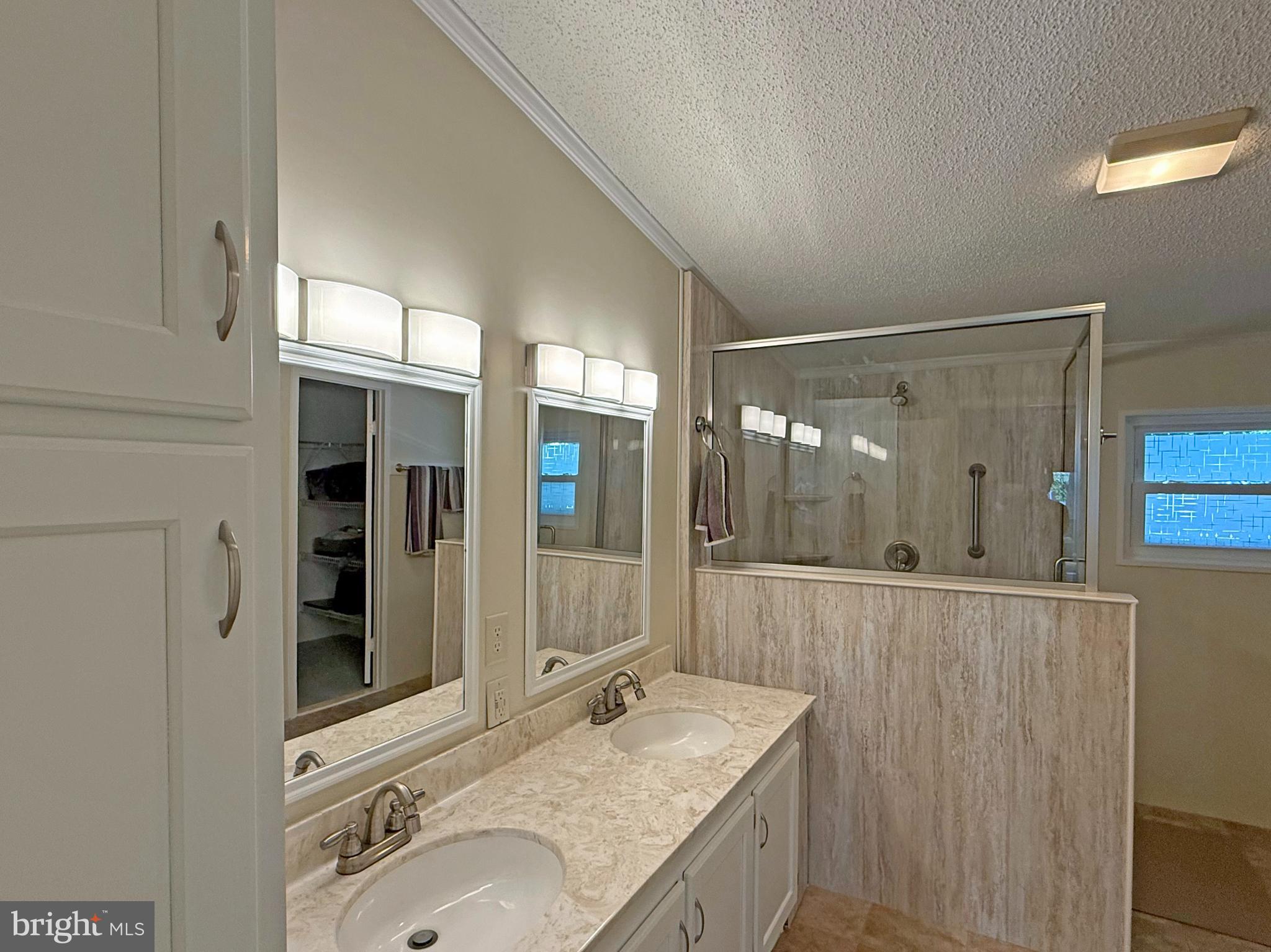 SHADYDELL PARK - Residential