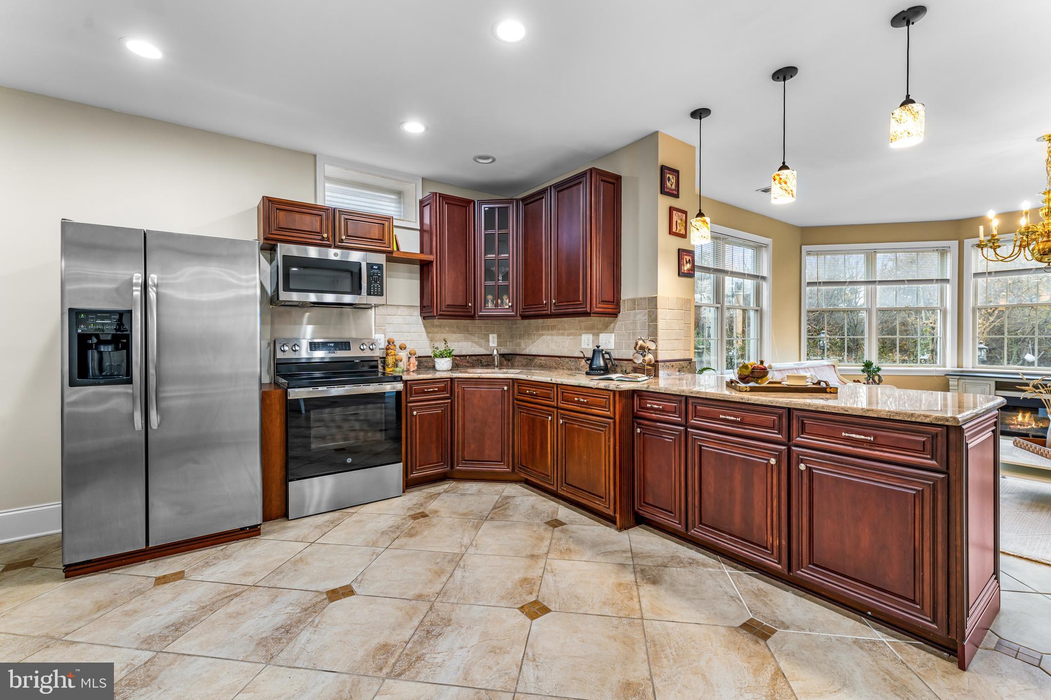 BELMONT - Residential Lease