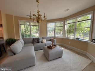 BELMONT - Residential Lease