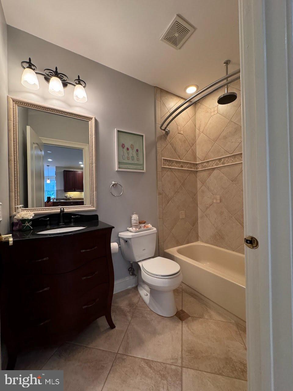 BELMONT - Residential Lease