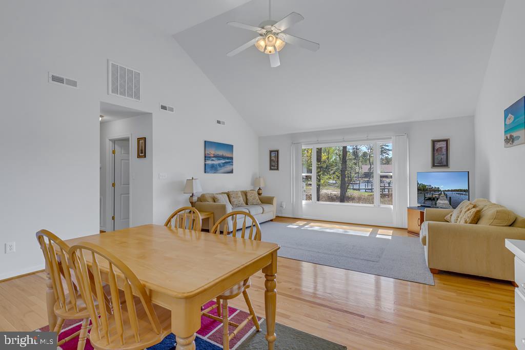 85 CIRCLE DRIVE