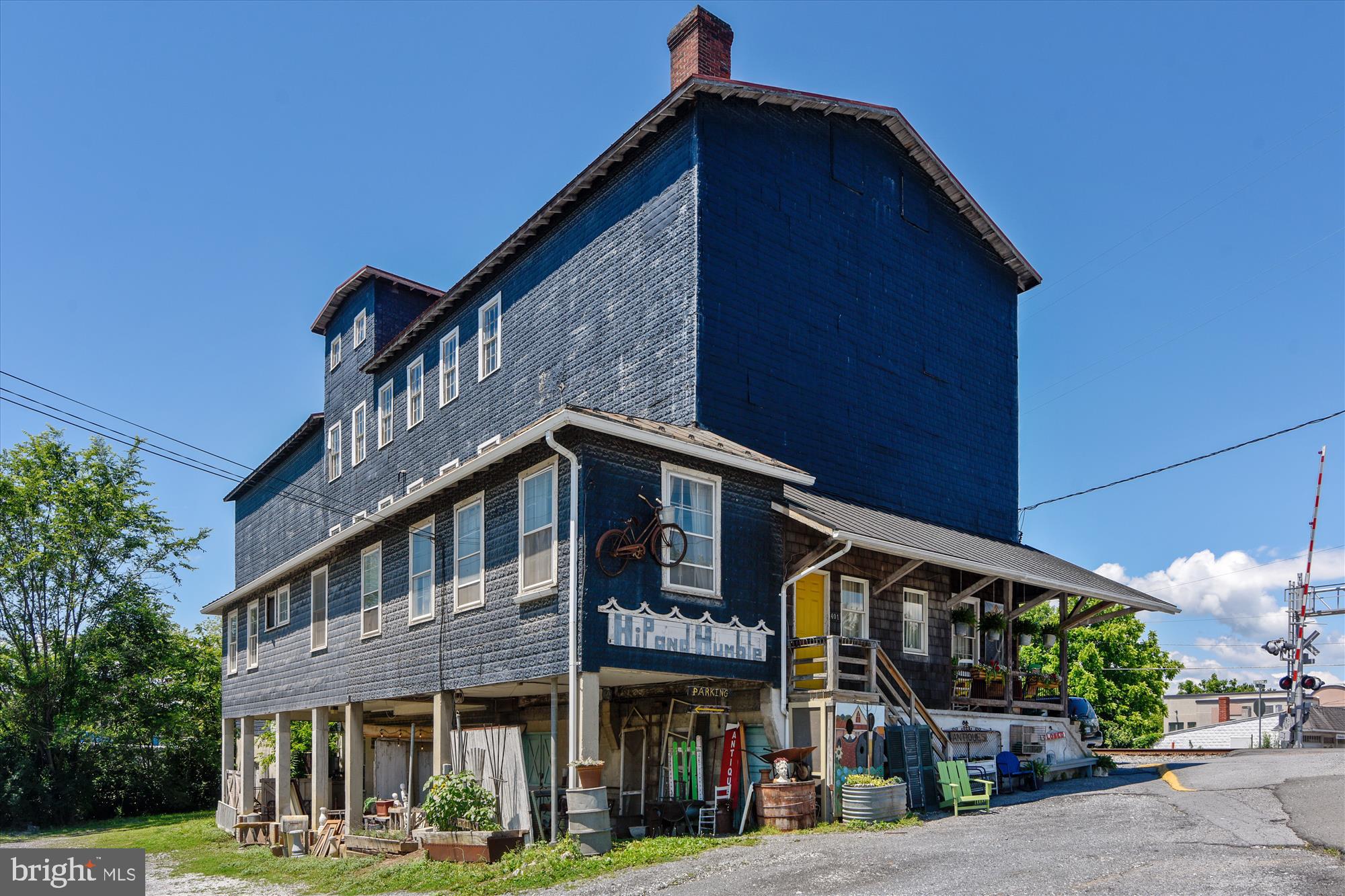 BERRYVILLE - Residential