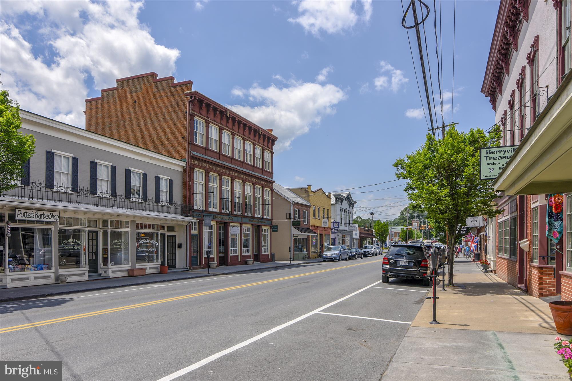 BERRYVILLE - Residential